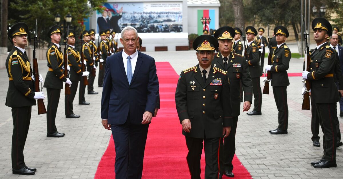 Israeli defense minister fosters security ties in Azerbaijan