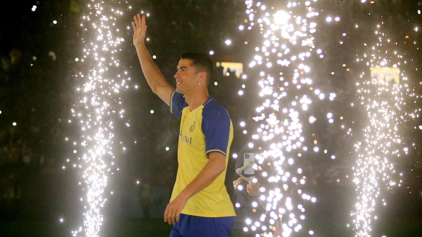 Cristiano Ronaldo’s Saudi Arabia era begins, as fans get first look at star