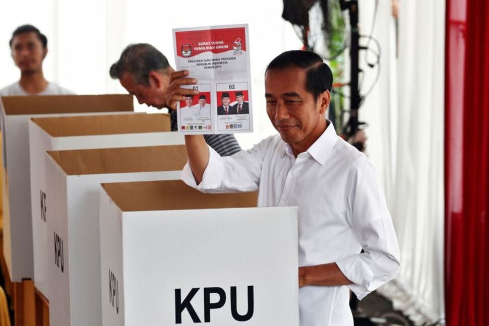 Indonesia Leader Backs Election Body Appeal Against Court Ruling Calling for Poll Delay