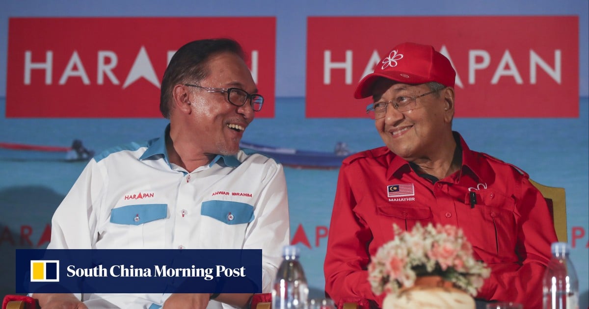 Malaysia’s Mahathir threatens to sue PM Anwar for libel, reigniting feud