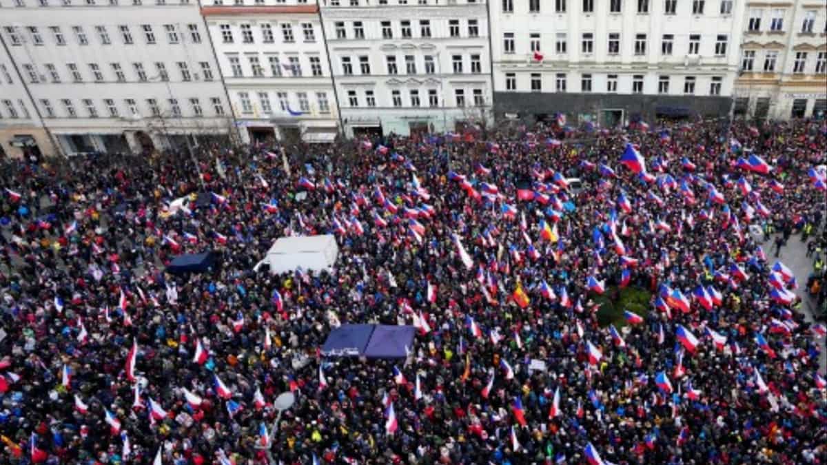 Thousands take to streets in anti-government protest in Prague
