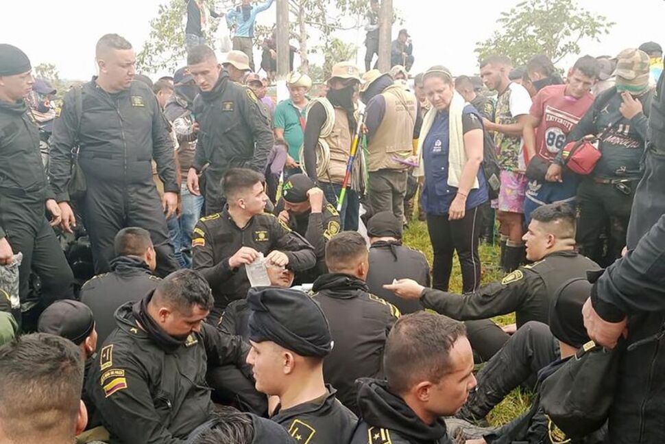 Two Dead, Dozens of Police Held Hostage in Colombia in Protest Against Oil Company