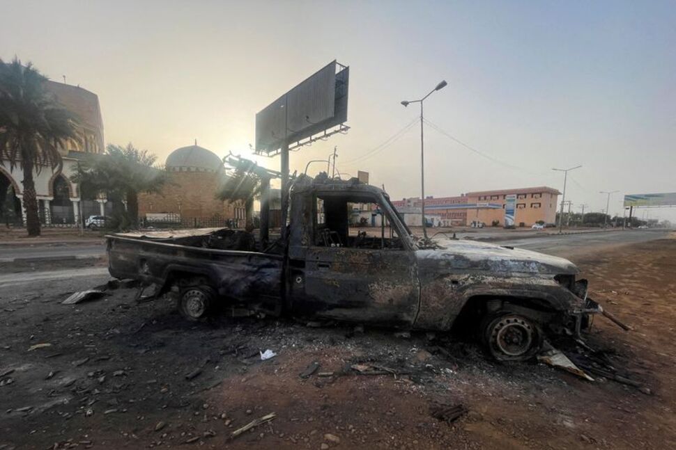 Sudan Clashes Intensify With No Mediation in Sight