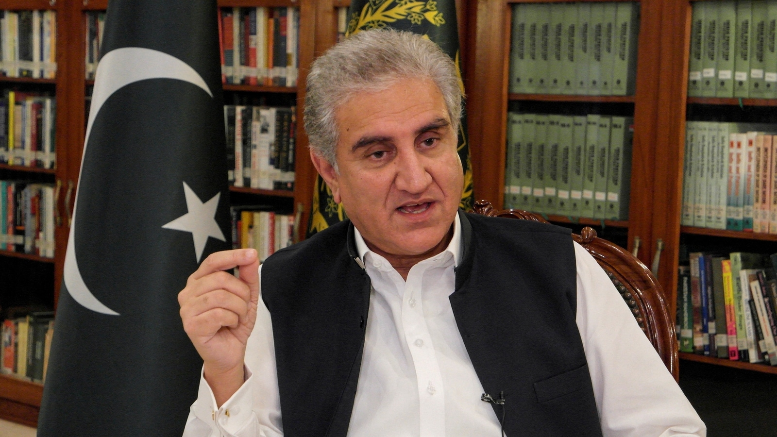 Ex-Pak foreign minister Shah Mehmood Qureshi detained: Report