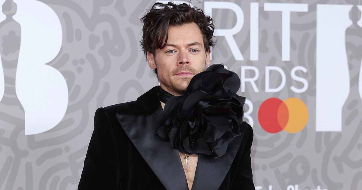Harry Styles Is All Set To Launch S*x-Themed Perfumes, Description Of One Fragrance Reads "...Skin Pressed Against The Skin"