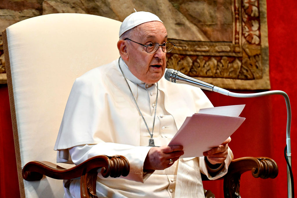 Pope Francis Calls Surrogate Motherhood ‘Deplorable,’ Calls for Global Ban